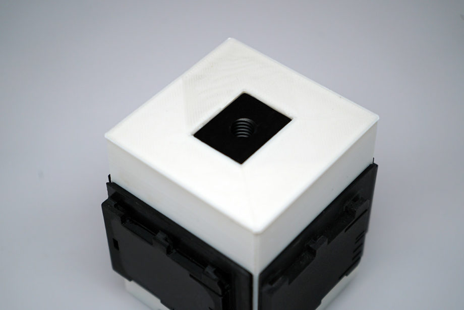 Mini EYE 4 Base with fitted block